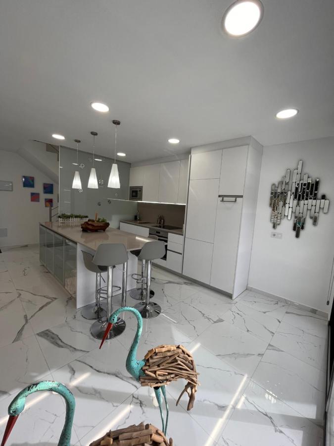 Apartamentos Rosa De Abril Teia ภายนอก รูปภาพ